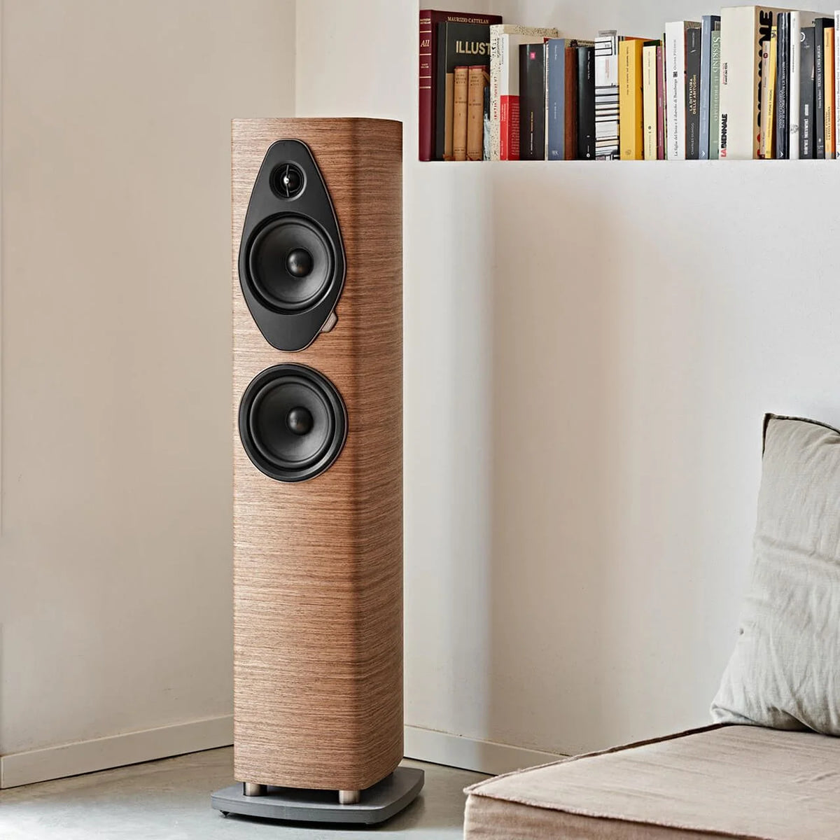 Sonus faber Sonetto III G2 Floorstanding Speakers | The Grid