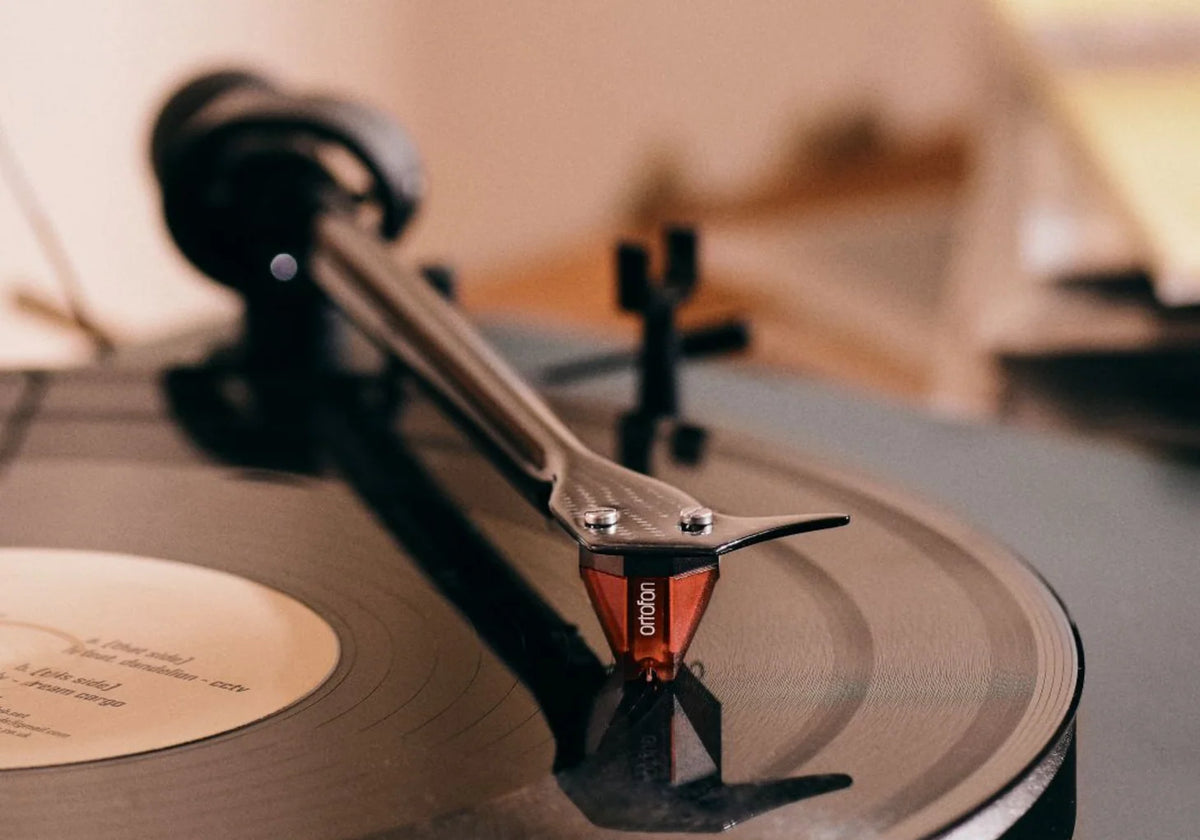 Ortofon 2M Red Moving Magnet Cartridge | The Grid HiFi