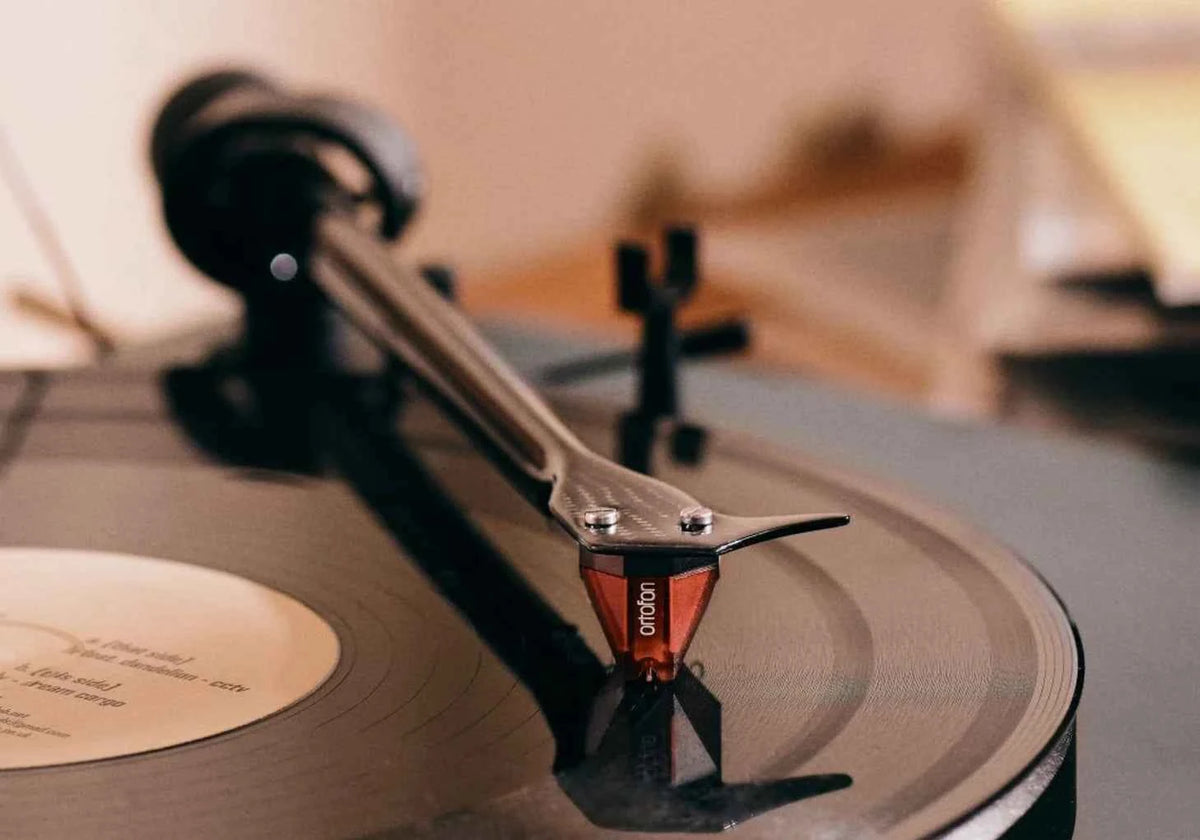 Ortofon 2M Red Moving Magnet Cartridge | The Grid HiFi