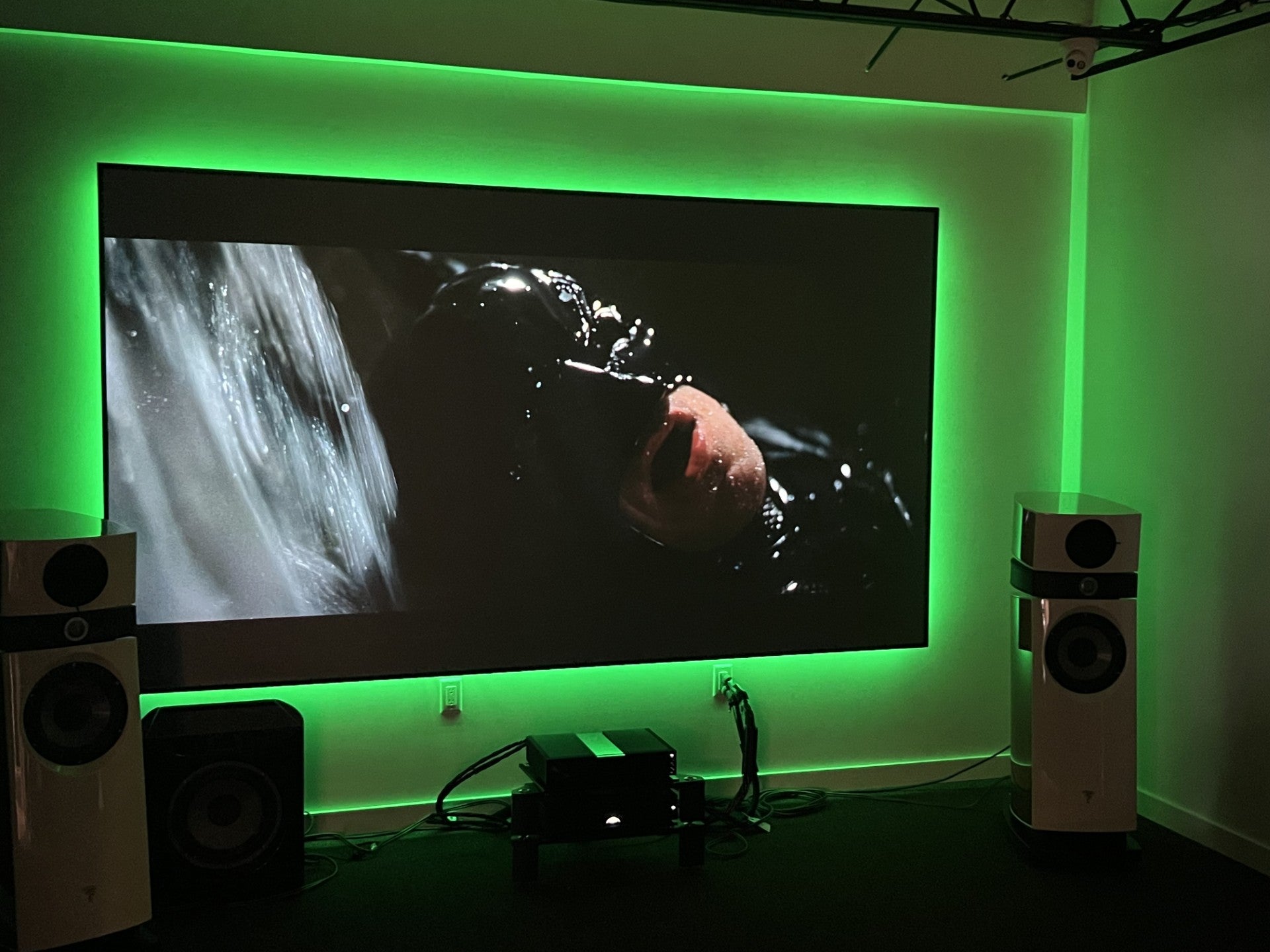 Sony VPL-XW6000ES 4K Laser Projector