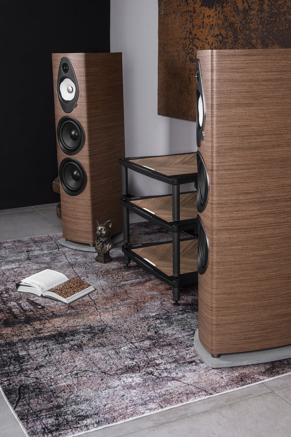 Bassocontinuo Lyra XL4 2.1 Audio Rack | McIntosh Edition
