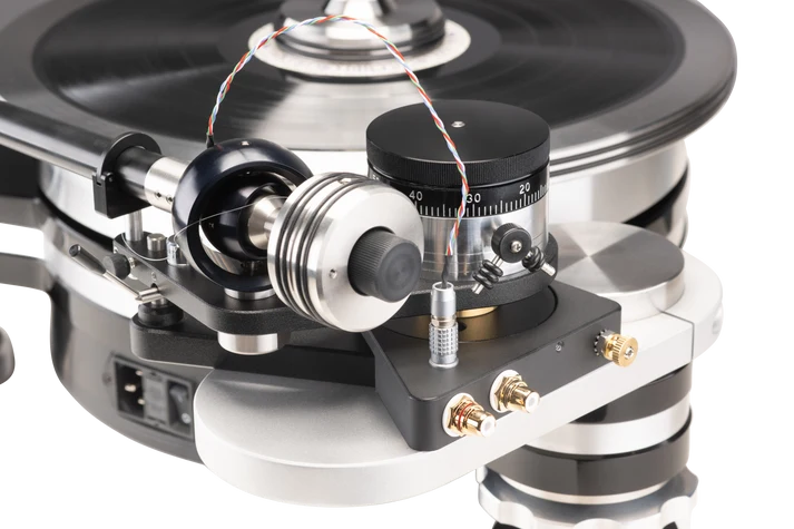 VPI Avenger Direct Turntable