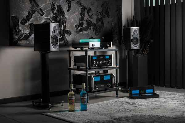 Bassocontinuo Lyra XL4 2.1 Audio Rack | McIntosh Edition
