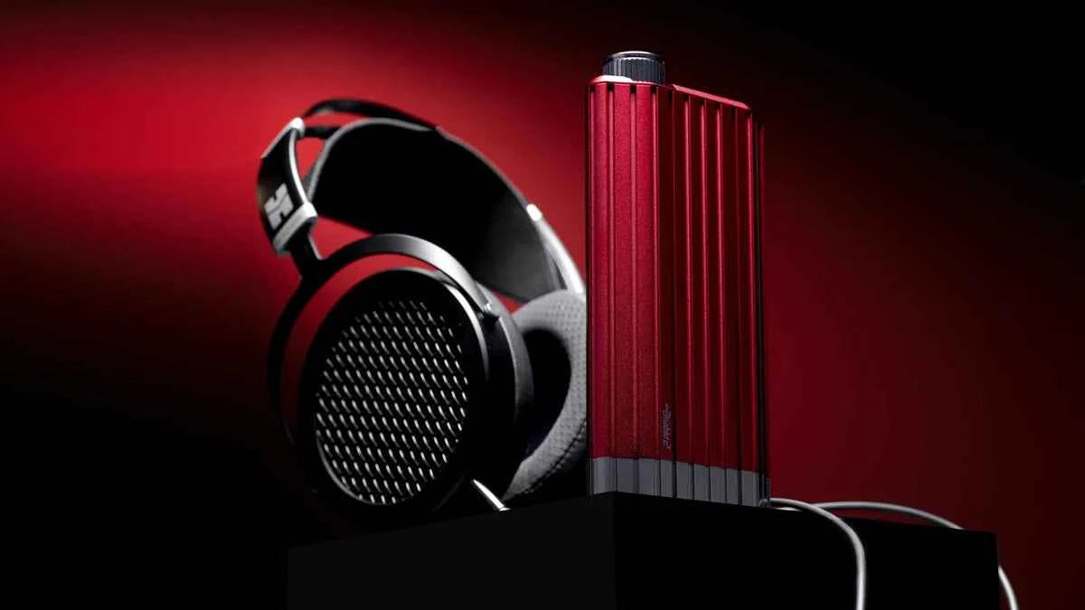 iFi iDSD Diablo 2 Portable DAC & Headphone Amp | The Grid