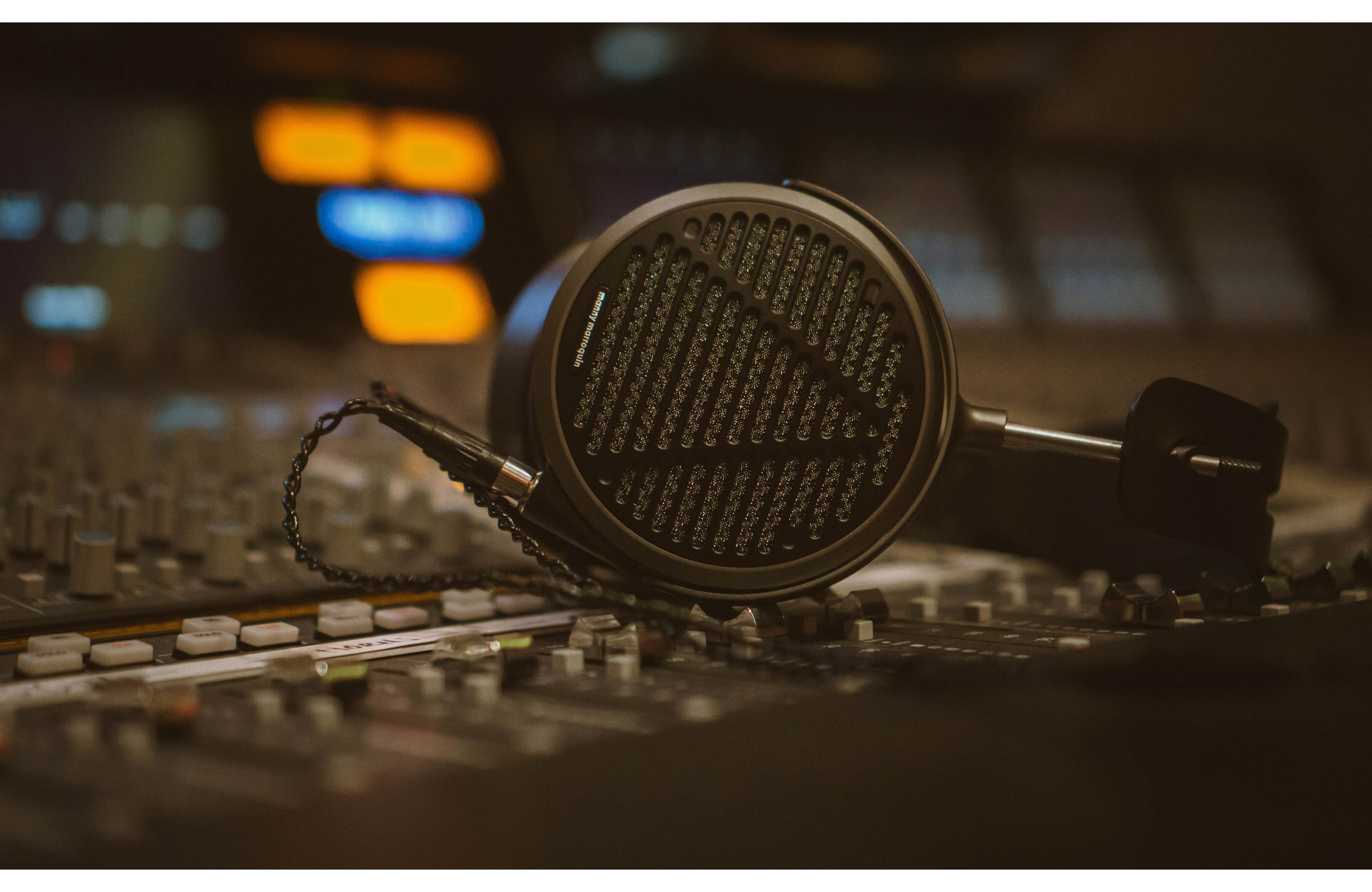 Audeze MM-500 Professional Headphones