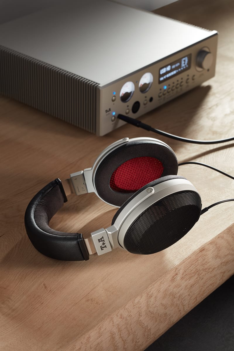 T+A - Solitaire P  Planar-magnetostatic headphones