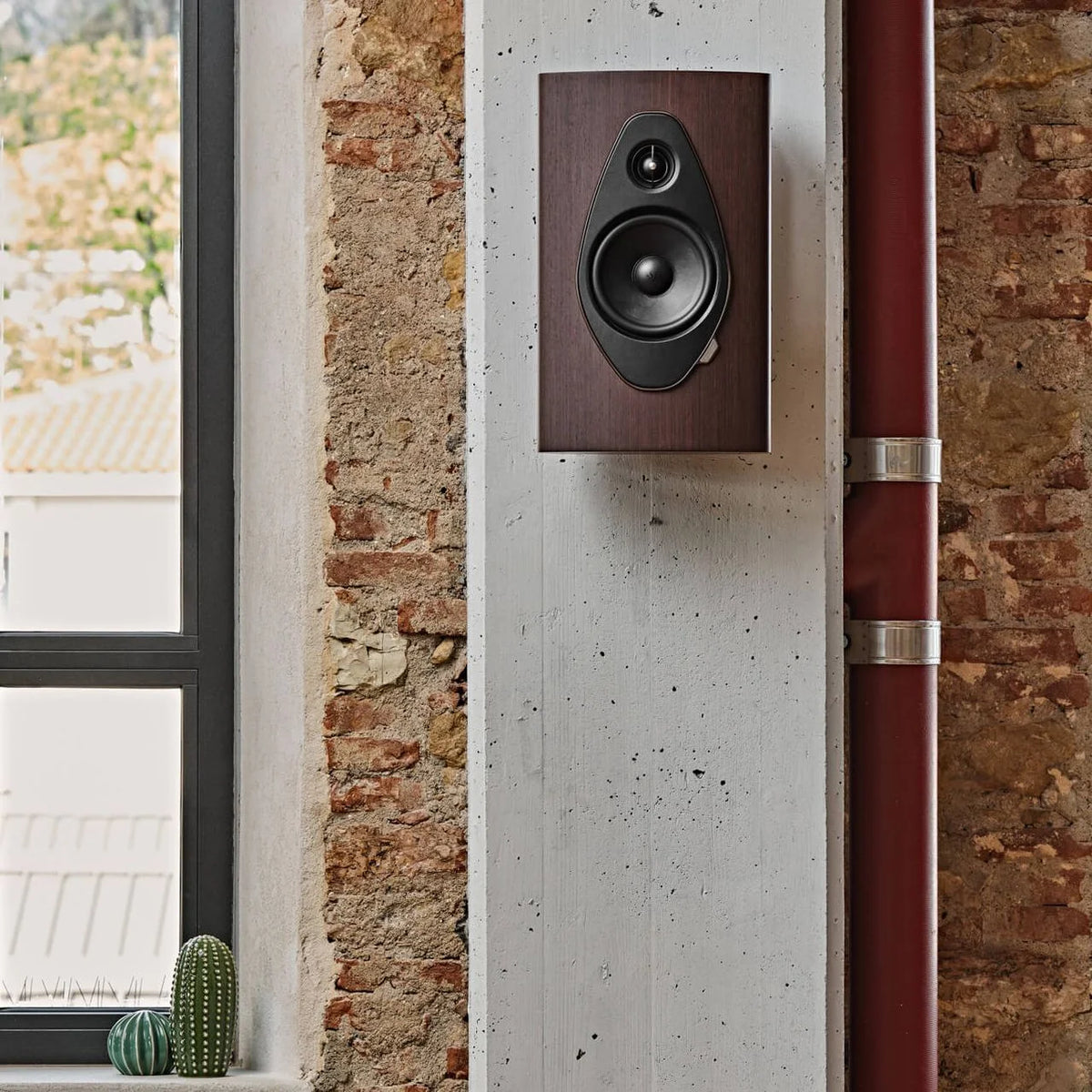 Sonus faber Sonetto Wall G2 On-Wall Speaker | The Grid HiFi