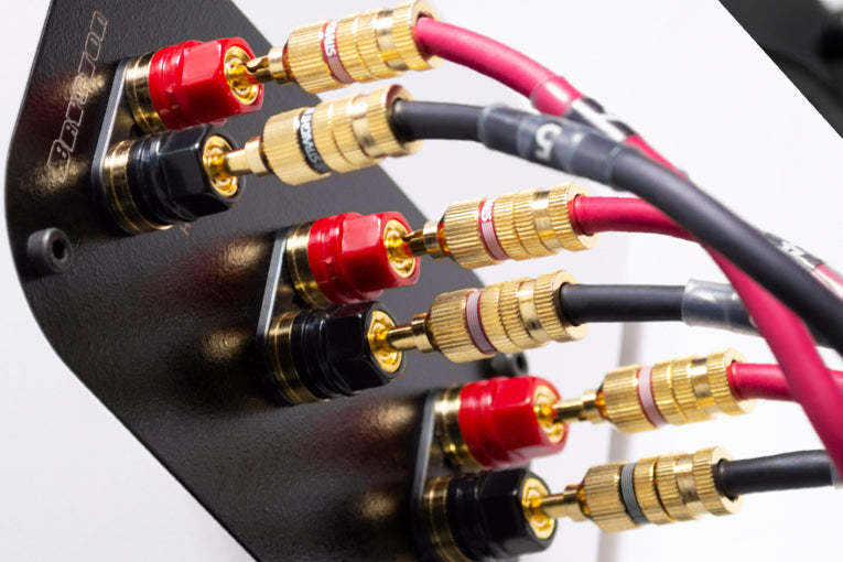 Middle T Active Loudspeaker