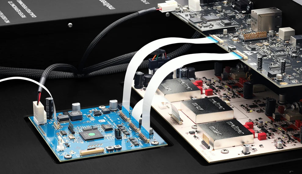 EMM Labs DA2i Flagship DAC & Network Streamer | The Grid HiFi