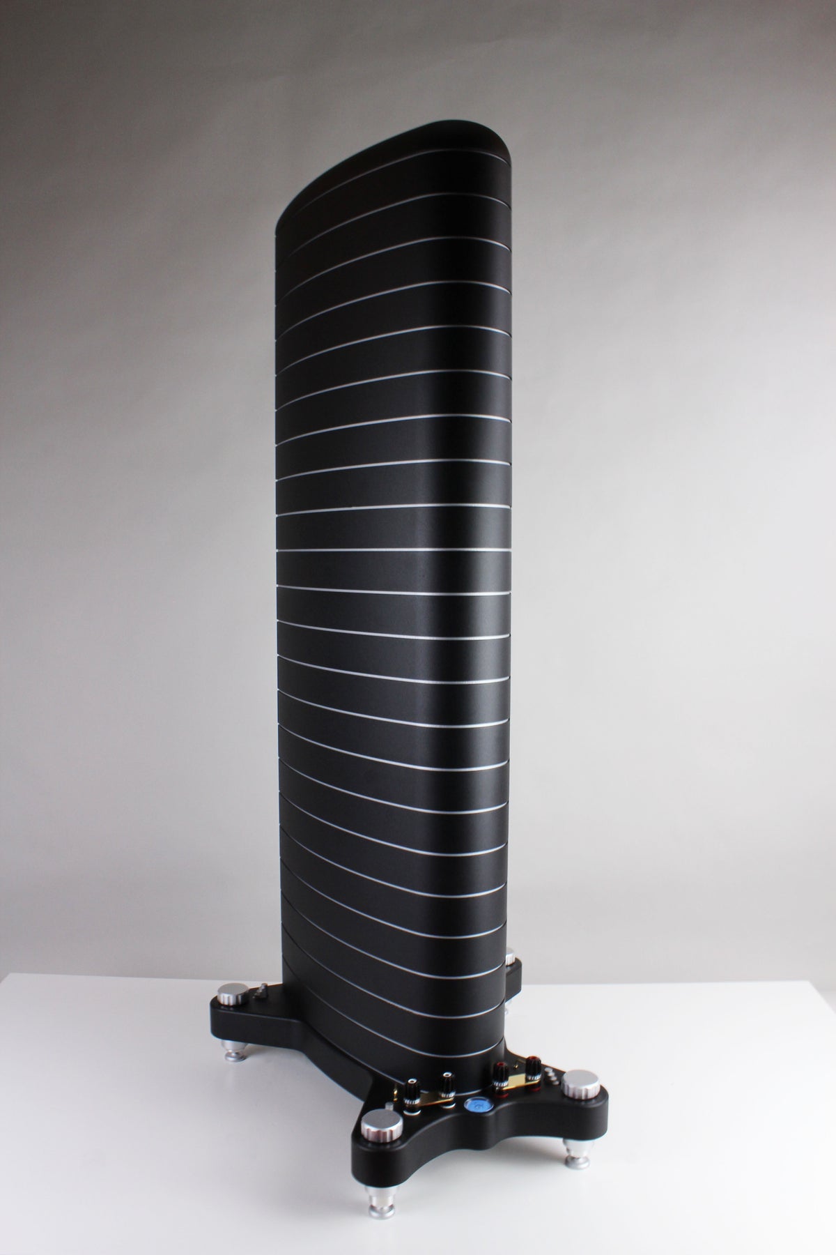 Gauder Akustik DARC 60 MK II Floorstanding Speakers | The Grid