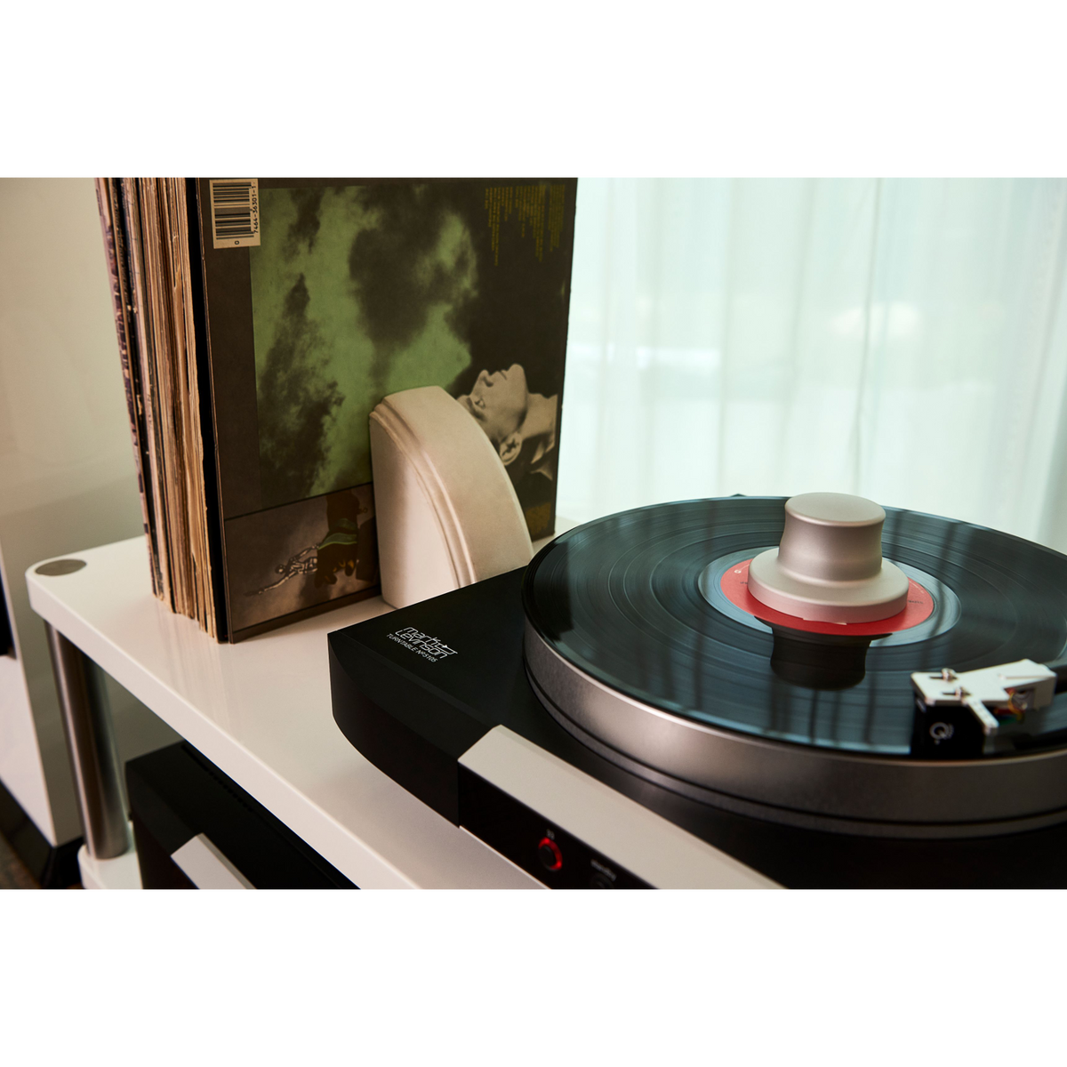 Mark Levinson Nº 5105 High-Performance Turntable | The Grid HiFi