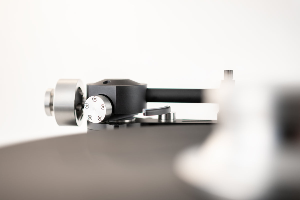 Transrotor Max Nero Turntable | The Grid HiFi