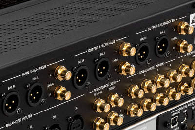McIntosh C55 2-Channel Preamplifier