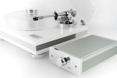 Transrotor Strato Bianco & Nero Turntable | The Grid HiFi