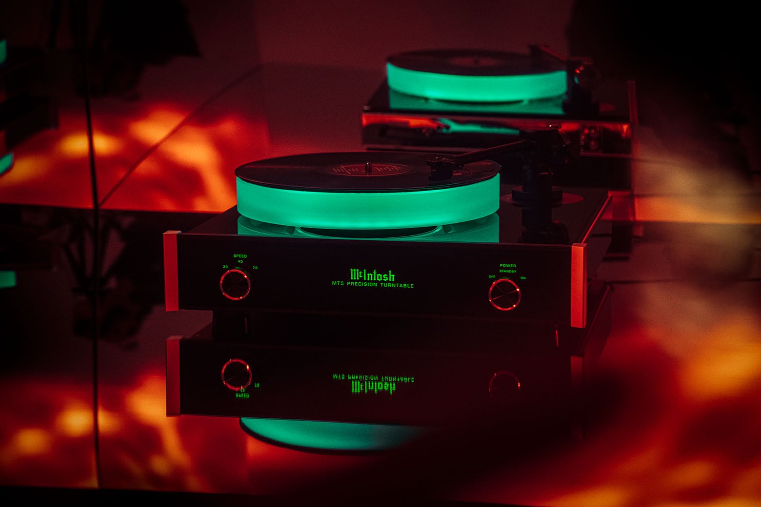 McIntosh MT5 Turntable
