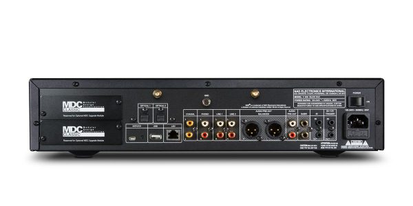 NAD - C 658 BluOS Streaming DAC