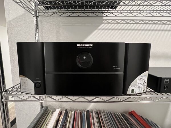 Marantz MM8077 front